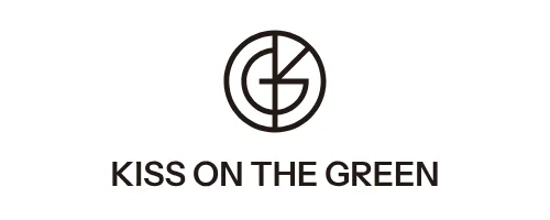 KISS ON THE GREEN