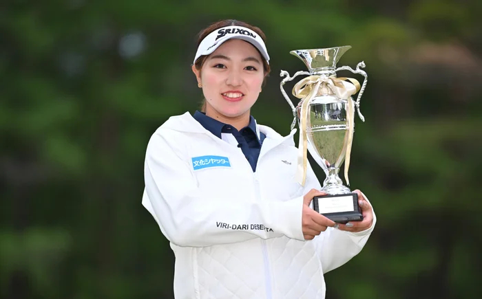 早川夏未が、三つ巴のプレーオフを制してツアー通算2勝目を飾った！